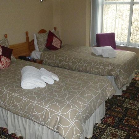 Whitehall Guest House Colwyn Bay Habitación foto