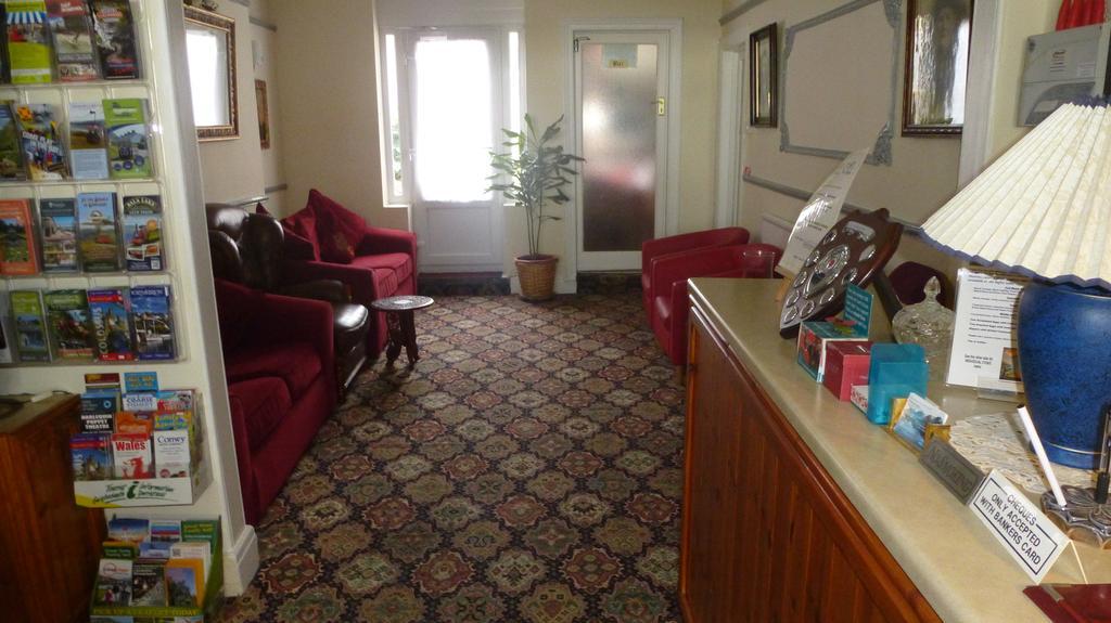 Whitehall Guest House Colwyn Bay Exterior foto
